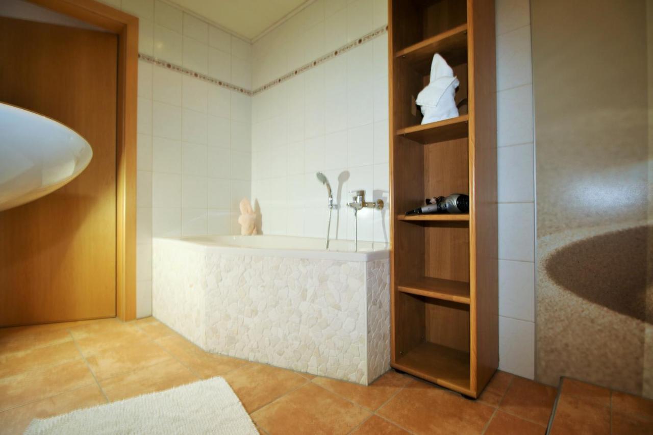 Gaestehaus Koen Zeltingen-Rachtig Esterno foto